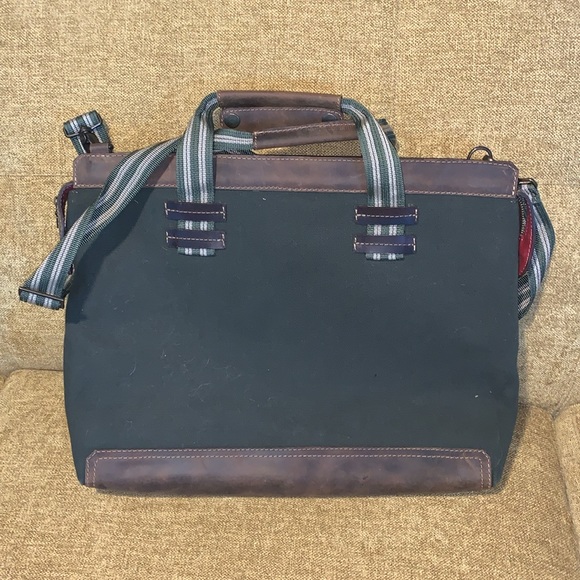 Consuela One of a Kind Men’s Messenger Bag - Picture 2 of 6